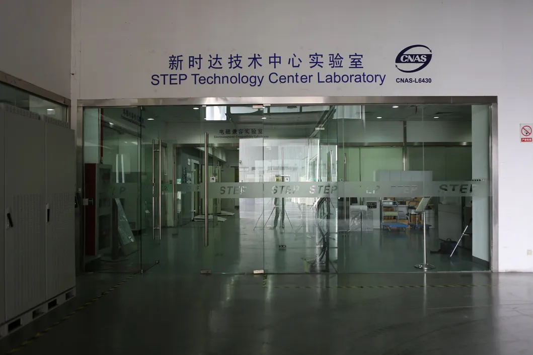 AC Servo Drive ik3 Series, Motor Servo, Servo, Servo Amplifier 220V, Single Ph, Universal Bus, EtherCAT, 5.0kw