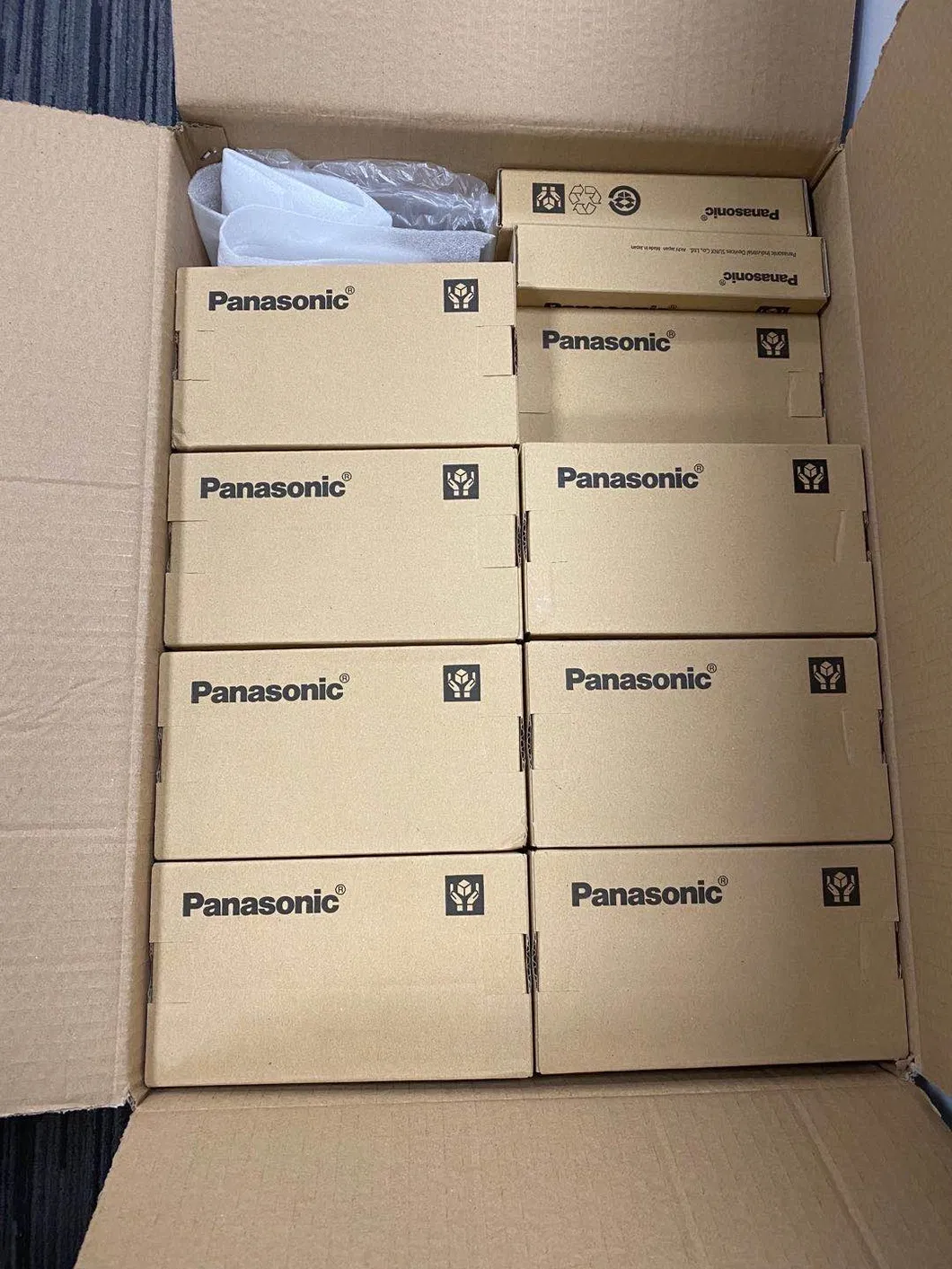 Panasonic,Continued,Factory price of MSME042G1U 400W